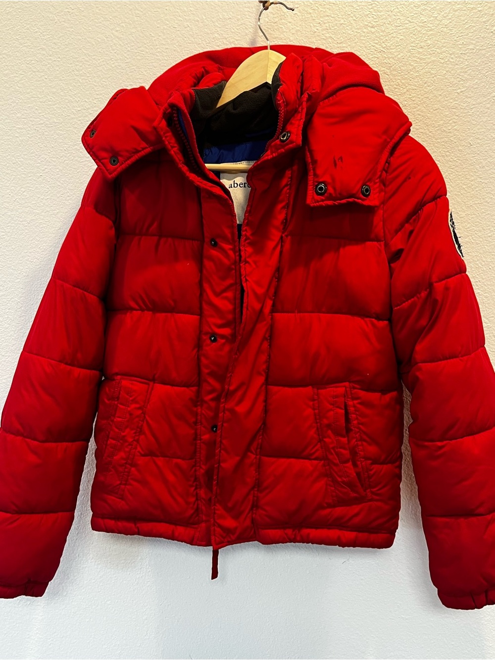 Abercrombie & Fitch Bright Red Kids Hooded Puffer Jacket vintage Y2K